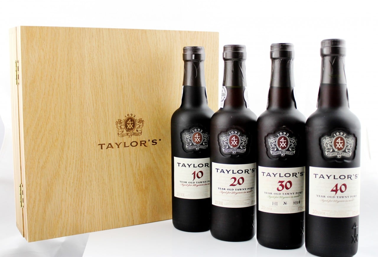 Tawny Ports with age indication (10, 20, 30, 40 years of age or more ...